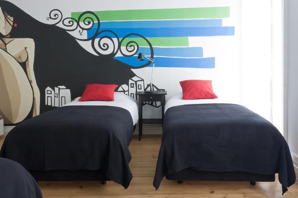 Azorean Urban Lodge 蓬塔德尔加达 客房 照片